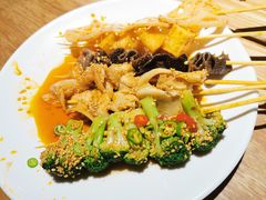 -芙蓉巷成都名小吃(大卫城店)