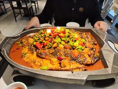 -江边城外烤全鱼(世茂广场店)