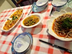 -洪霞餐馆·川菜·鲜货现炒(两江春城店)