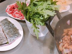 -胡须佬鸡煲四季火锅店(石厦西村直营店)