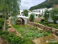 -黄金寨原生态旅游区