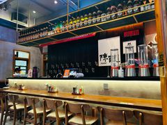 -8PINTS八品脱·日料·烧鸟·精酿小酒馆(莘庄店)