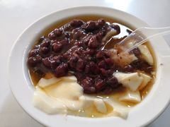 -六合夜市