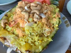 菠萝海鲜炒饭-mango tree芒果树泰国餐厅(青岛万象城店)