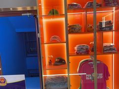 -鹏羽电竞馆(万盛东地铁站店)