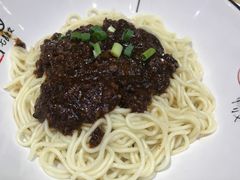 -牛吃草牛肉面(翠柏路店)