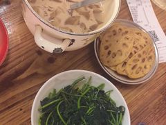 -冶建镜子·老南昌大排档·江西虾王(总店)