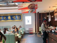 -阿瓦山寨·湘菜现炒·剁椒鱼头王(咸阳总店)