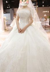 -Lady  Jane高端婚纱礼服馆