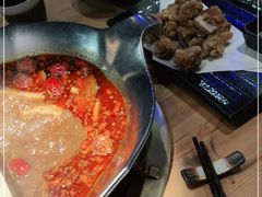 -湊湊火锅·茶憩(杭州湖滨银泰in77店)