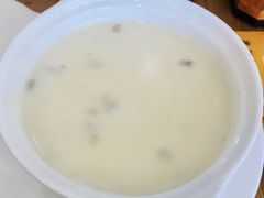 奶油蘑菇汤-冲浪熊西餐厅(南戴河店)