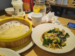 -关东小磨东北菜(上海长风大悦城店)