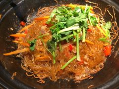 砂锅粉丝煲-费大厨辣椒炒肉(万家丽一店)