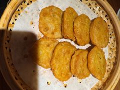 -吃饭皇帝大土家民族菜(荟聚店)