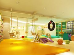 -爱萌盟婴童成长中心(泛悦店)