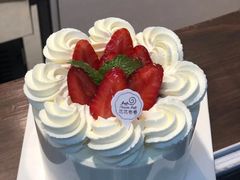 -花花卷卷·鲜食蛋糕(静安久光百货店)