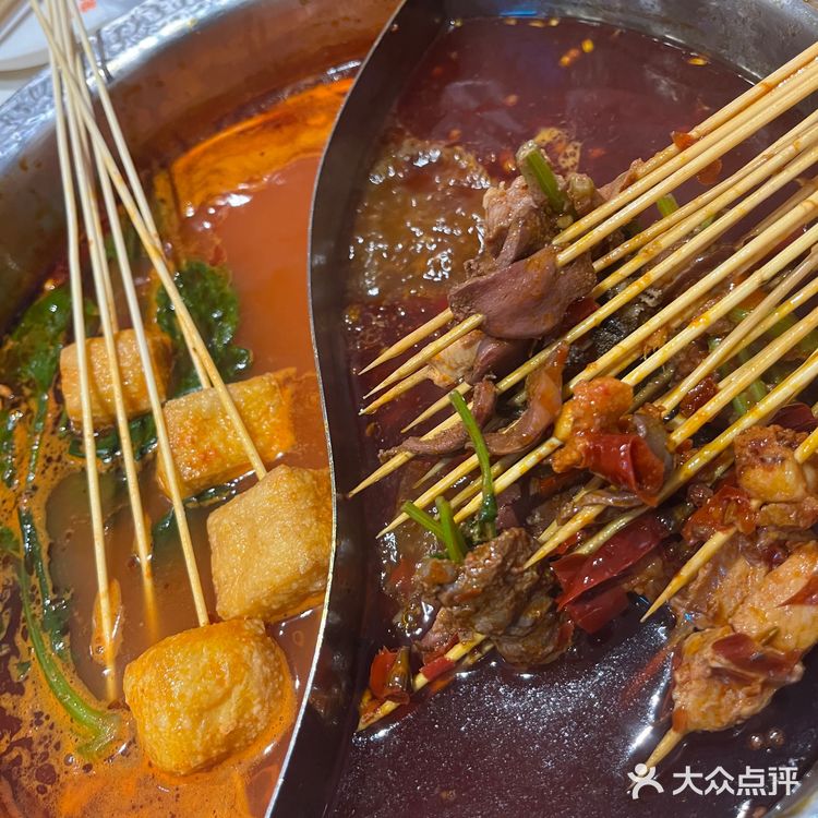 大悦城楼上的串串