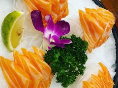 -青瓦餐厅·生鱼片·韩园烤肉(西塔店)