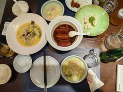 -湖畔鲁菜·二十年老字号餐厅(大明湖店)