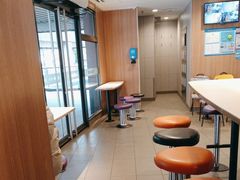 -麦当劳(新达汇三林店)