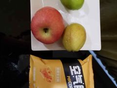 -上海虹桥西郊假日酒店