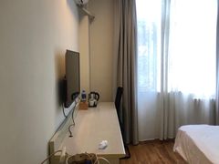 -艾豪森酒店(西安北大街地铁站店)