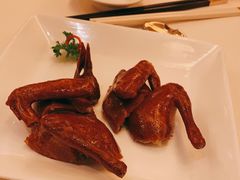 润烧BB乳鸽-利苑酒家(合景国际金融广场店)