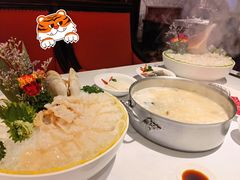 招牌松茸清汤底-洋房火锅(新天地店)