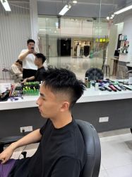 -极剪男士理发