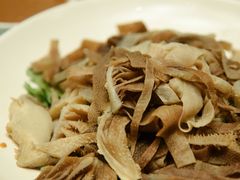 -皇城根·烤鸭·鱼头·家常菜(欧亚大观乐活城店)