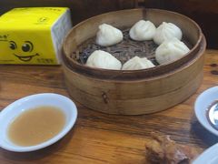 -上海特色小笼店(铁岭路90弄小区店)