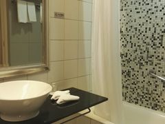 -铜锣湾如心酒店