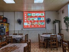 -小四川烧烤炒菜地摊火锅