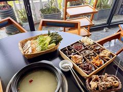 -野菌皇海景野生菌火锅(滨海大道店)