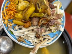 -菌之家·专业纯野生菌火锅·特色炒菌