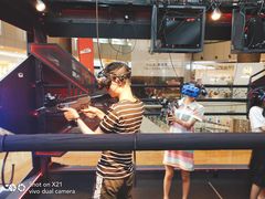 -黑空VR体验馆(领展中心城店)