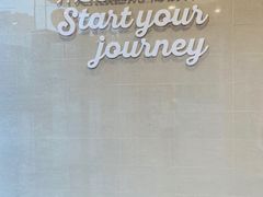 -中百仓储超市有限公司(越秀星汇维港店)