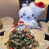 武汉果然大城市和chiikawa娃娃过圣诞
