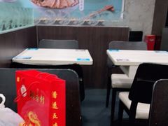 用餐区-康师傅私房牛肉面(北京南站店)