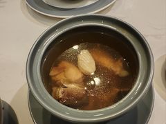 鸡枞炖老母鸡汤-鹿港小镇(黄金店)
