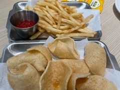 -卢家妈妈·西餐厨房(卜蜂中心店)