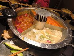 -晓宇重庆火锅(西安荟聚店)