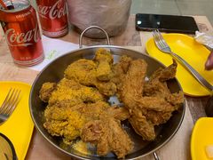 -BHC炸鸡(明洞总店)