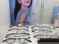 -翰佐蔡司小乐圆·依视路星趣控·暴龙眼镜折扣店