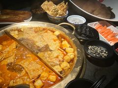 -九鼎轩脆毛肚火锅(南京东路店)