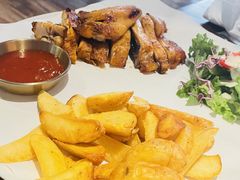 -JINNS锦时 steak&pizza(浸信会礼拜堂旧址店)