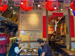 -有红鸡毛店·砂锅菜(抚琴夜市店)