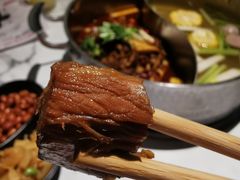 秘制鲜牛腩鸳鸯锅-今日炊牛·潮汕牛肉火锅(华采天地店)