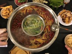 -酒友老火锅(渝中店)
