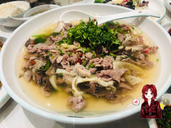 -犇逸·乐山跷脚牛肉·四川现炒(览海店)